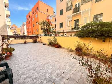 APPARTAMENTO CON AMPIO TERRAZZO
