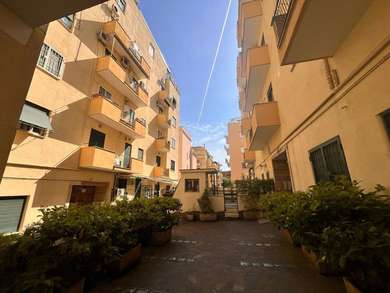 APPARTAMENTO CON AMPIO TERRAZZO