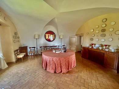 GIUSTINIANA, CASALE CON PISCINA E PARCO
