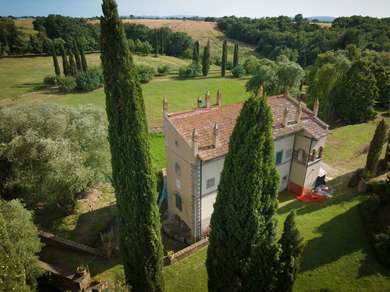 VETRALLA, SUGGESTIVE PROPERTY