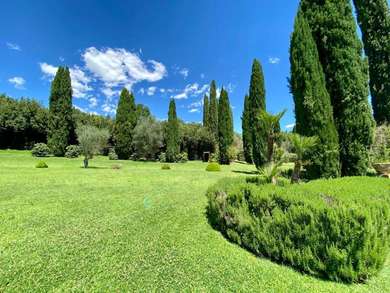VETRALLA, SUGGESTIVE PROPERTY