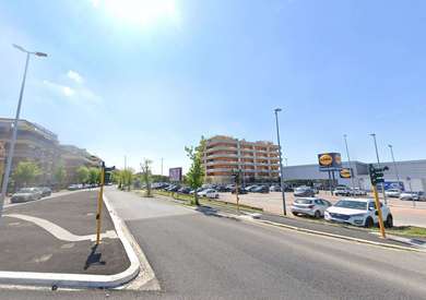 TORREVECCHIA SHOP FOR RENT