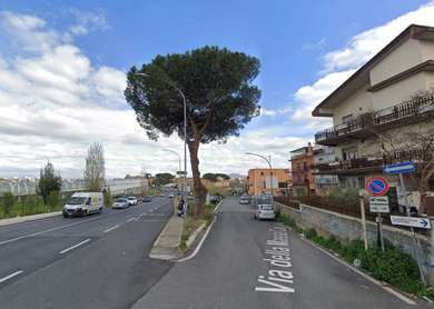 CASILINA FREEHOLD BUILDING FOR SALE