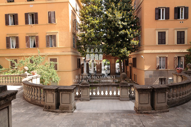 APPARTAMENTO IN PALAZZO D'EPOCA