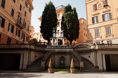 UFFICIO IN PALAZZO D'EPOCA