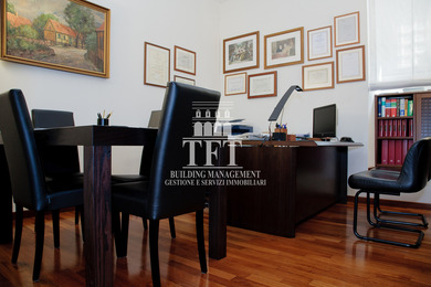 UFFICIO IN PALAZZO D'EPOCA