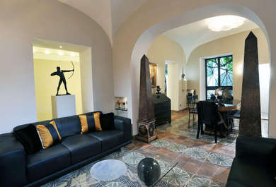 TRASTEVERE, BEAUTIFUL PROPERTY ON MULTIPLE LEVELS