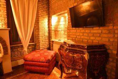 BARBERINI, BEAUTIFUL THREE-ROOM APARTMENT