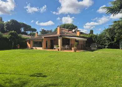OLGIATA, VILLA UNIFAMILIARE CON PISCINA