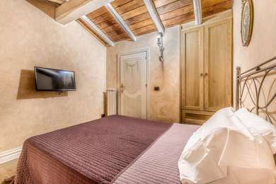 A TRUE GEM AMONG VINEYARDS AND OLIVE GROVES