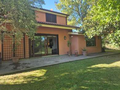 FORMELLO, SEMI-DETACHED VILLA WITH GARDEN