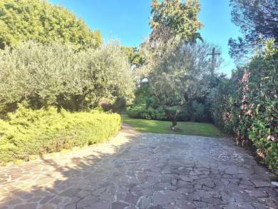 FORMELLO, SEMI-DETACHED VILLA WITH GARDEN