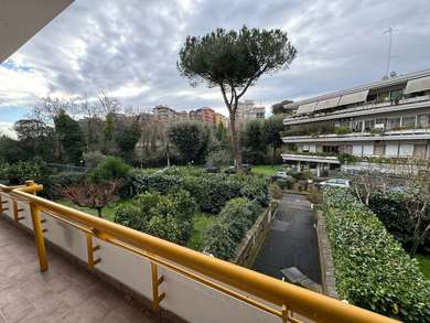 PRATO DELLA SIGNORA, APPARTAMENTO CON TERRAZZO
