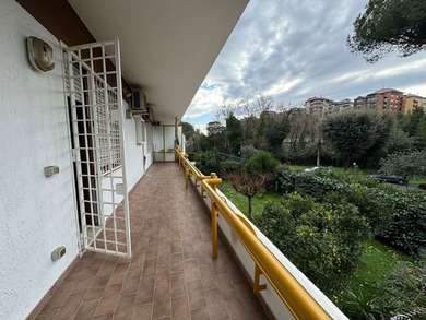 PRATO DELLA SIGNORA, APPARTAMENTO CON TERRAZZO