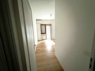 PRATO DELLA SIGNORA, APPARTAMENTO CON TERRAZZO