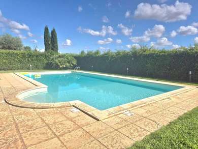 OLGIATA, VILLA BIFAMILIARE CON PISCINA