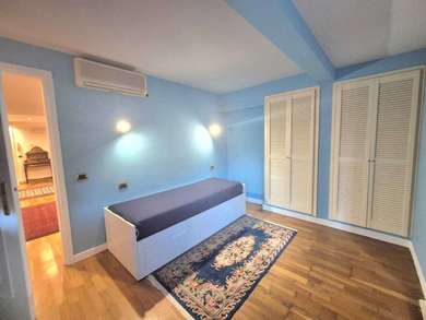 OLGIATA, VILLA BIFAMILIARE CON PISCINA