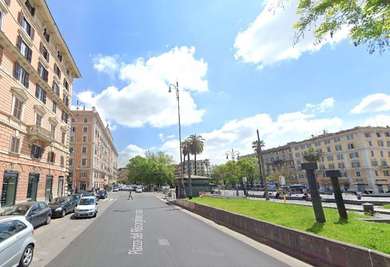 PRATI FOR SALE C/1 COMMERCIAL SPACE