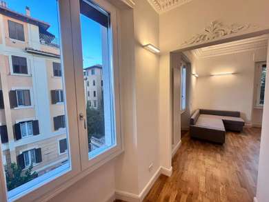 TRIESTE, APPARTAMENTO RISTRUTTURATO