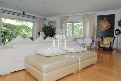 VIGNA CLARA, ELEGANTE APPARTAMENTO