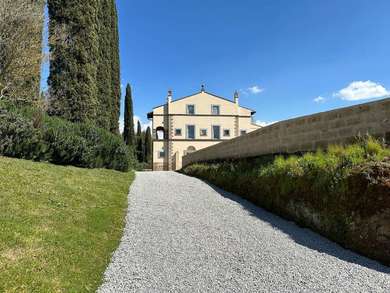 VITERBO, CHARMING PROPERTY