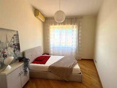 SAN LORENZO, RENOVATED PENTHOUSE