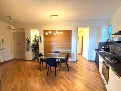 SAN LORENZO, RENOVATED PENTHOUSE