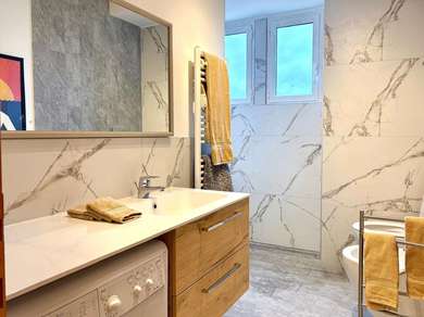 SAN LORENZO, RENOVATED PENTHOUSE