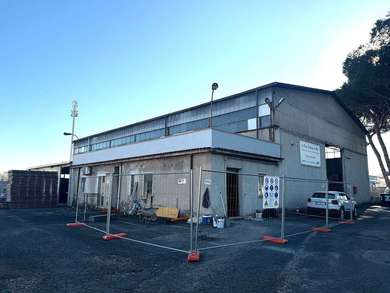 PRENESTINA, CAPANNONE INDUSTRIALE