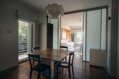 SINGLE FAMILY, VILLA WITH PARK AND SWIMMING POOL.