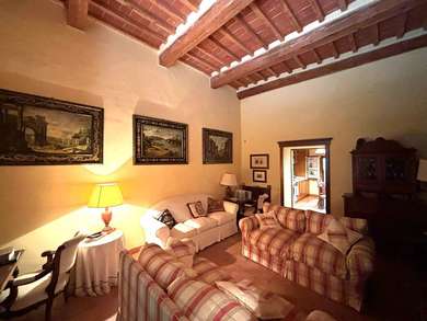 CAPALBIO, IN THE HISTORIC CENTER