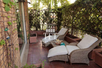 VIGNA CLARA, ELEGANTE APPARTAMENTO