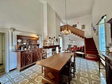 Guidonia Montecelio, Historic Residence