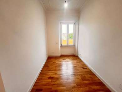 TRIESTE, APPARTAMENTO RISTRUTTURATO