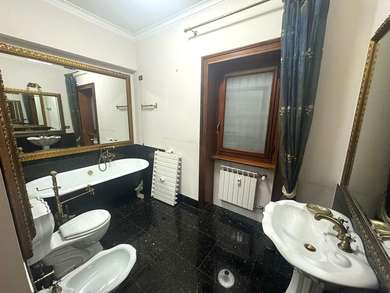 VIALE VATICANO, SPACIOUS APARTMENT