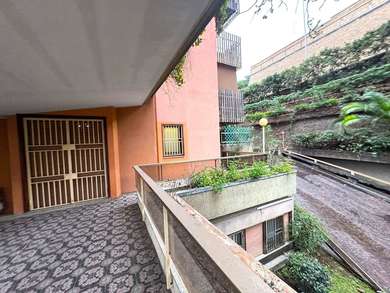 VIALE VATICANO, SPACIOUS APARTMENT