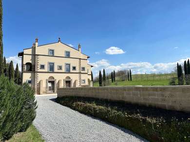 VITERBO, CHARMING PROPERTY