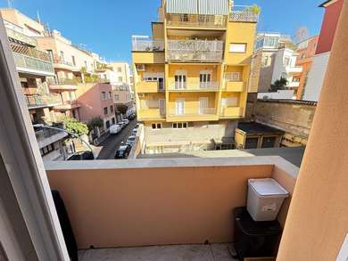STYLISH TWO ROOM APARTMENT IN PARIOLI