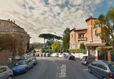 APPARTAMENTO IN VILLINO D'EPOCA