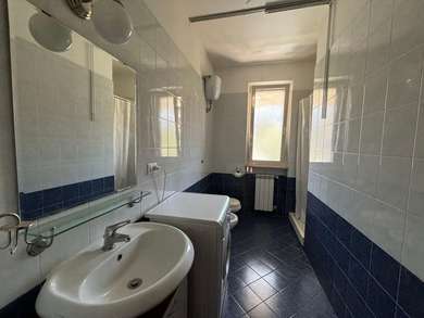 NEPI APPARTAMENTO IN VILLINO A SCHIERA