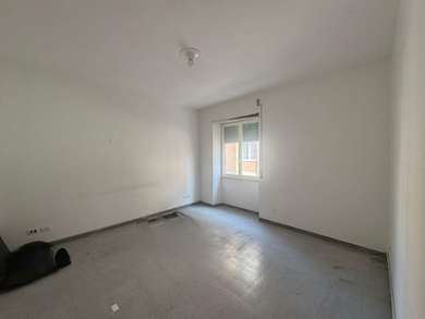 AURELIA, APPARTAMENTO DA RISTRUTTURARE