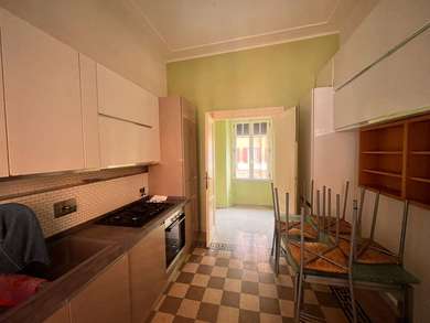 PIAZZA CRATI, SPACIOUS APARTMENT FOR SALE