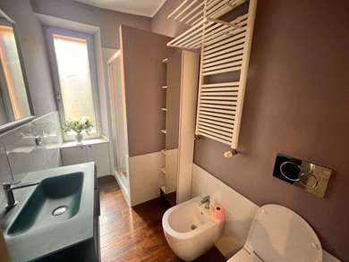 PIAZZA CRATI, SPACIOUS APARTMENT FOR SALE