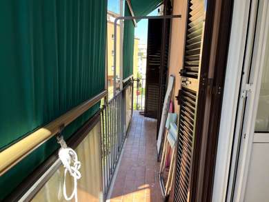 IN STABILE D'EPOCA LUMINOSO APPARTAMENTO