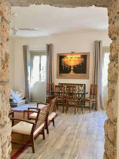 APPARTAMENTO IN VILLA CON GIARDINO