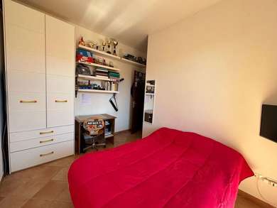 NEPI APPARTAMENTO IN VILLINO A SCHIERA