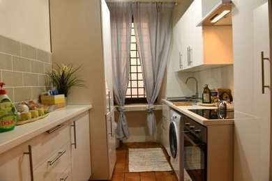 BARBERINI, BEAUTIFUL THREE-ROOM APARTMENT