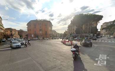 PARIOLI THREE-ROOM APARTMENT FOR SALE