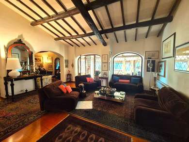 SCORANO, VILLA WITH GARDEN