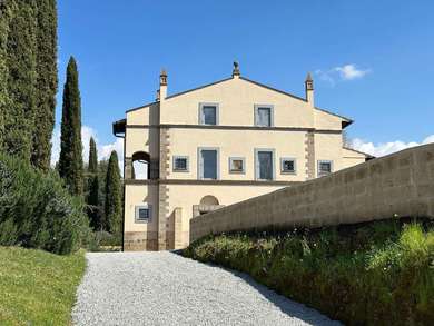 VITERBO, CHARMING PROPERTY